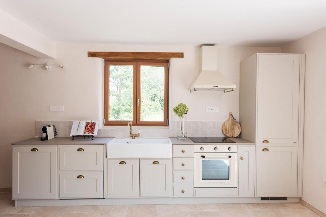 La Petite Ruche, 1 Bedroom Gite In The Luberon Apt Eksteriør bilde